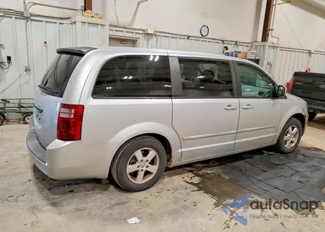 2008 Dodge Grand Caravan Sxt z USA, uszkodzony, nr VIN 2D8HN54PX8R130881